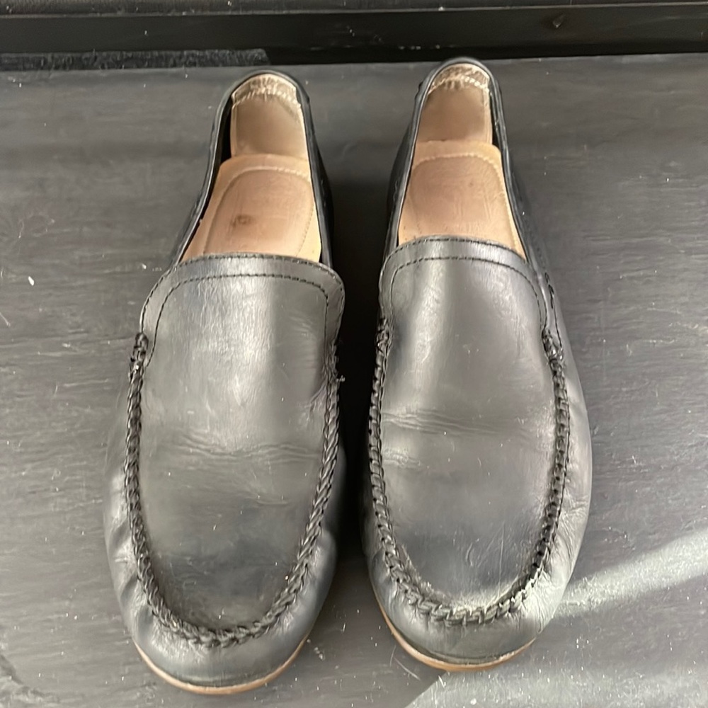 Frye Lewis Venetian Loafer size 10